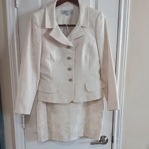 Tahari Cream Blazer and Skirt Set Muted Tone On Tone Floral